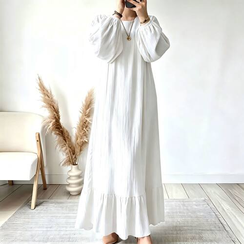 Round neck bubble long sleeved dress   圆领泡泡长袖连衣裙