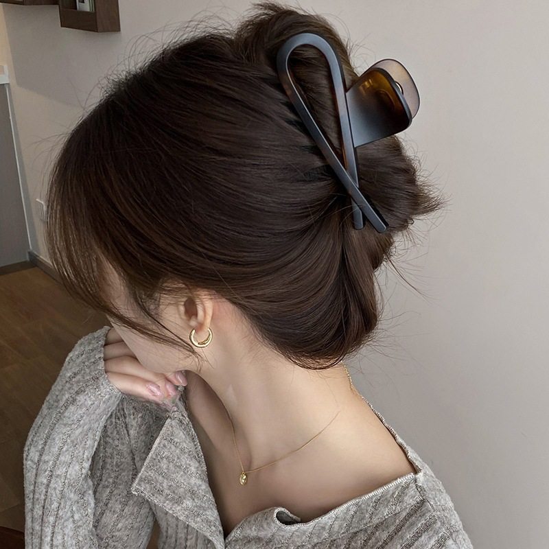 气质设计~复古亚克力发夹女高级感后脑勺盘发抓夹2024新款鲨鱼夹,饰品/流行首饰/时尚饰品新,民族风发饰,淘宝优惠券,粉丝福利购,淘宝优惠卷