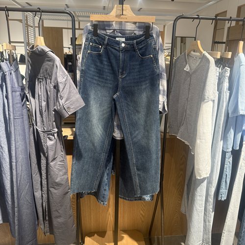 the indiciaL2C6NK199Y专柜正品标记女装休闲牛仔裤吊牌价699