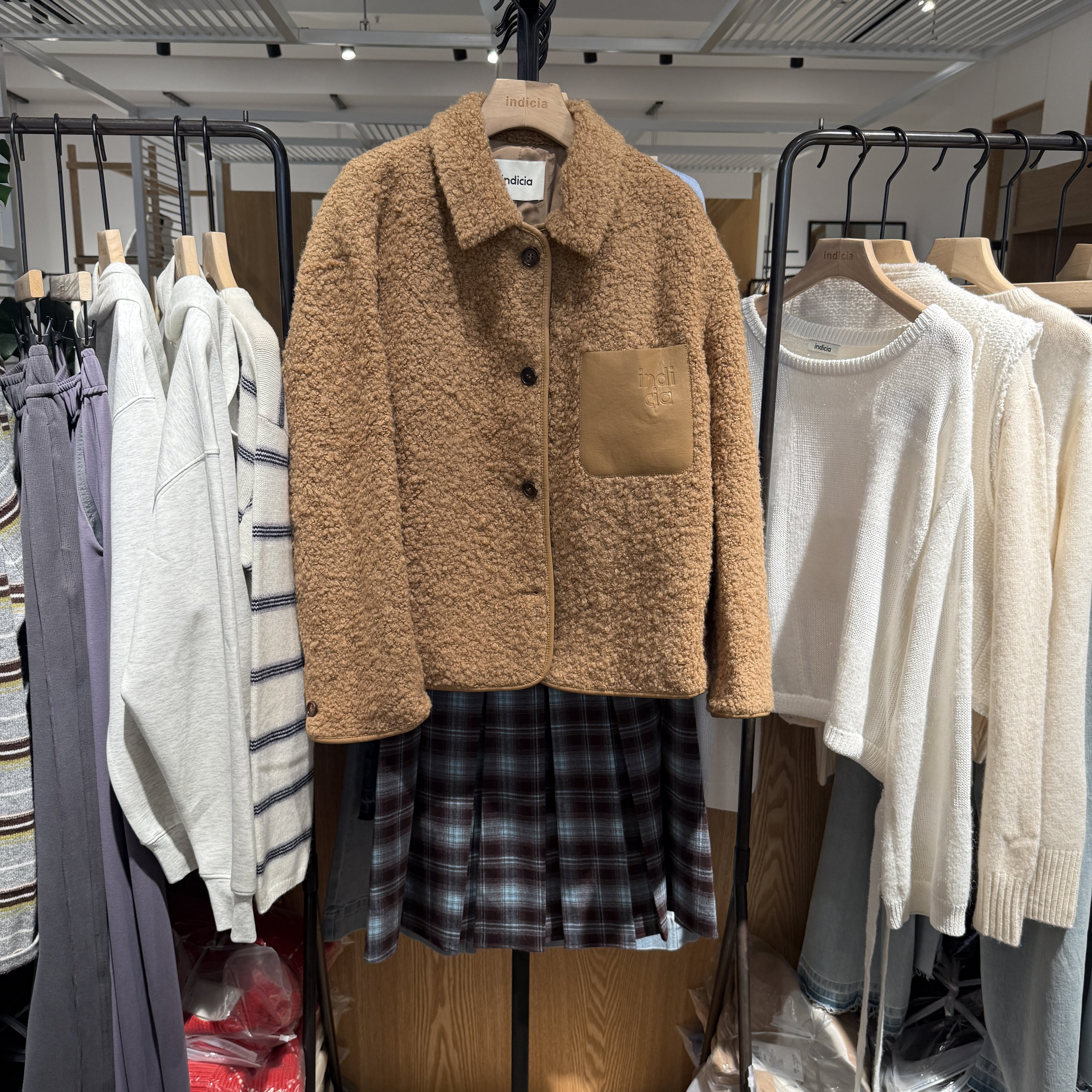 indiciaF2D4WT711C专柜正品标记女装通勤简约短外套吊牌价1589,女装/女士精品,短外套,淘宝优惠券,粉丝福利购,淘宝优惠卷