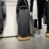 indiciaF2D4QZ754C专柜正品 标记女装 羊毛针织半身裙直筒裙吊牌689