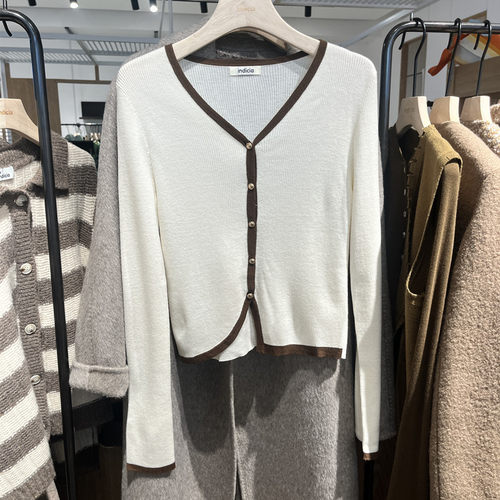 Indicia5C307ZZ321专柜正品标记女装秋百搭V领针织衫吊牌价589