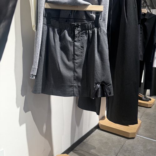 the indiciaL2D6QZ289Y专柜正品标记女装2026冬季新款裙子吊牌599