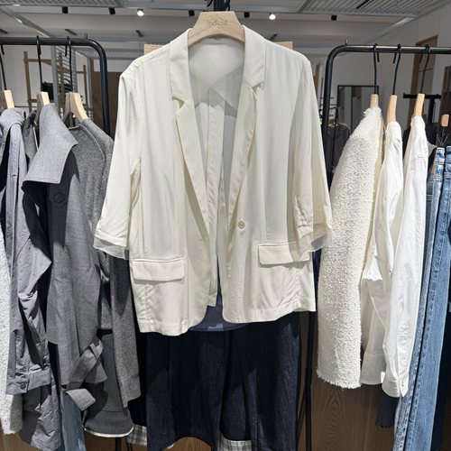 indiciaF2B5XZ228N专柜正品标记女装中袖桑蚕丝西装外套吊牌1589