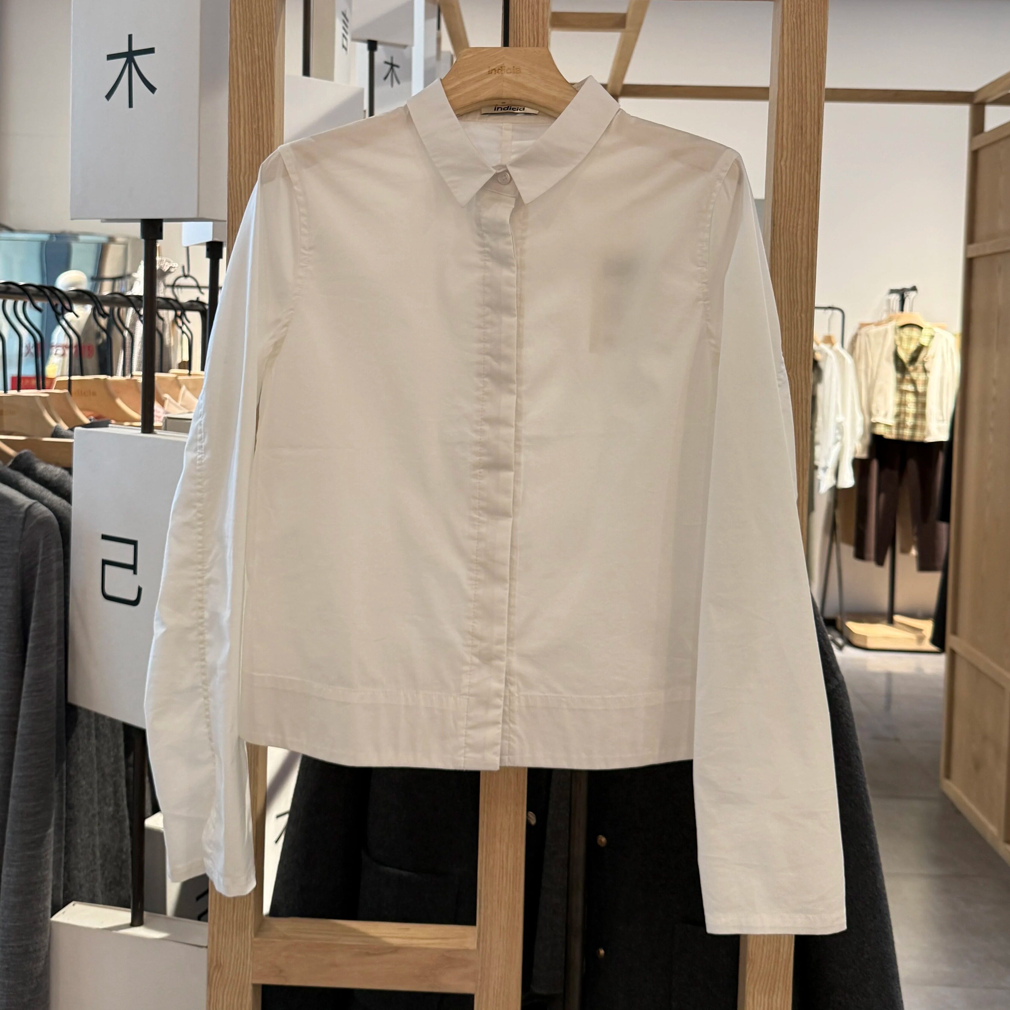 indiciaF2A5CS026C专柜正品标记女装衬衫简约通勤上衣吊牌价599