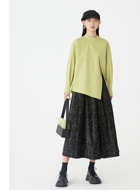 【会员价1072元】AUM噢姆秋季黑色灯芯绒印花A字裙肌理半身裙