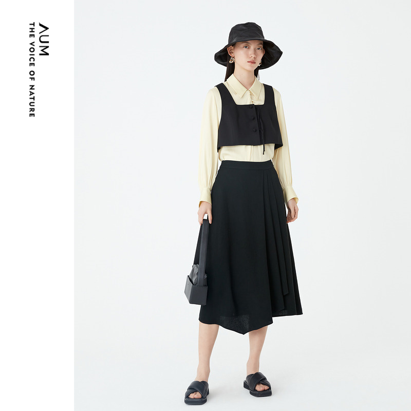 AUM噢姆秋季黑色单排扣短款小马甲背心上衣外搭女