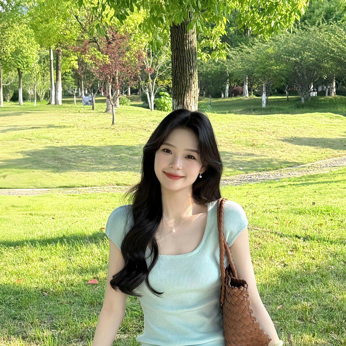 已到货 绿色减龄U领针织衫女春夏外穿甜辣上衣波点网纱半身裙女