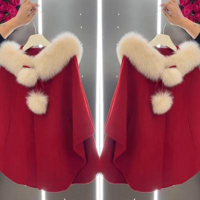 环保毛球连帽斗篷呢子外套