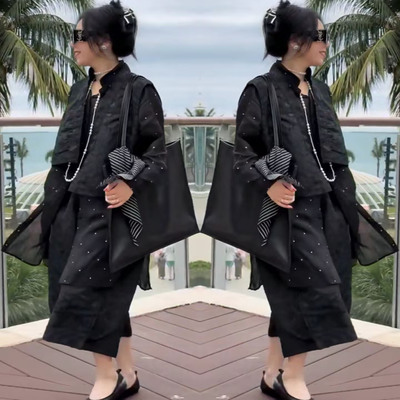 宽松波点衬衫+马甲+阔腿裤三件套