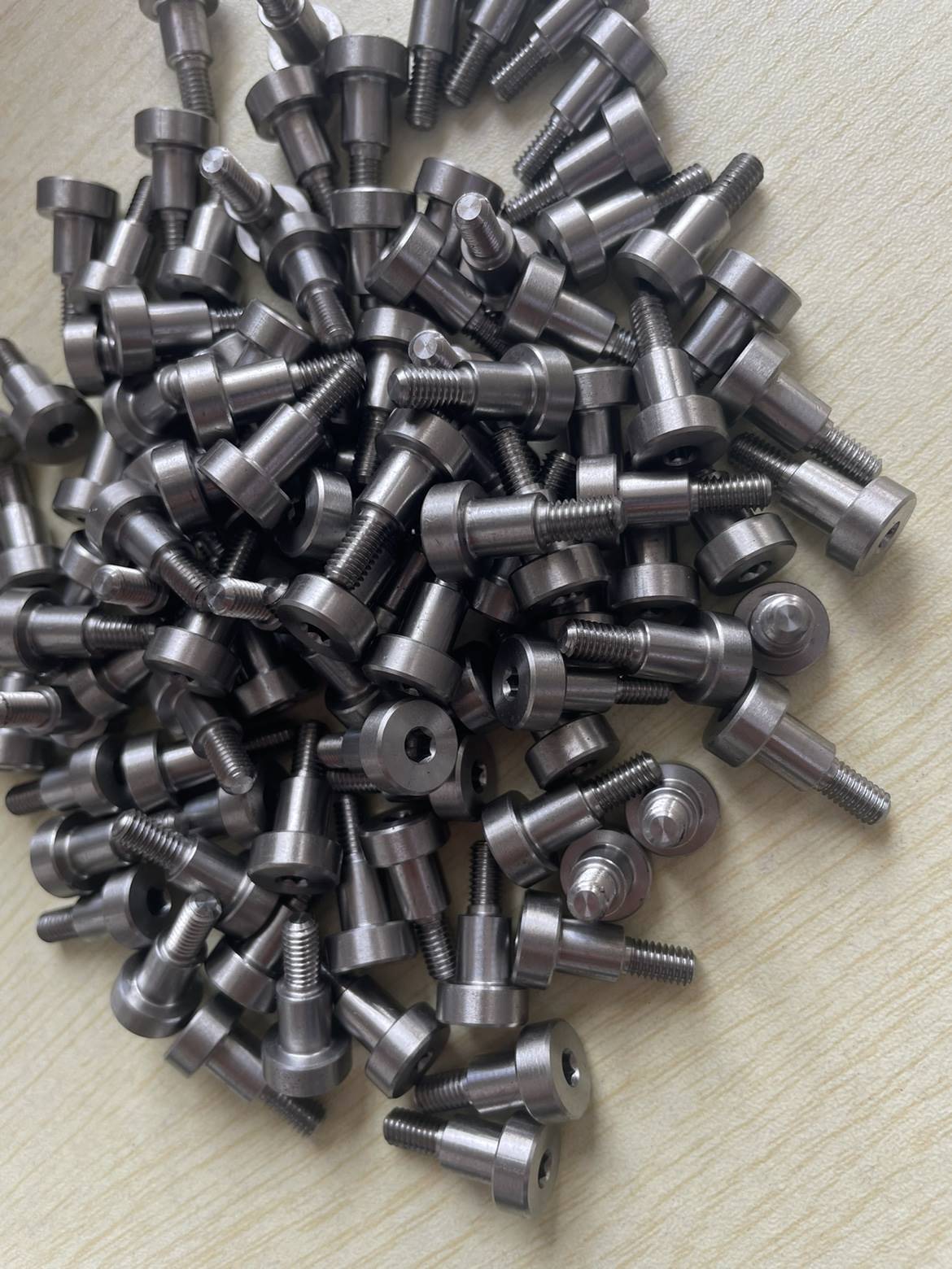 替换台阶螺丝，等高螺丝GBGB DBGM DBGS4-8-4