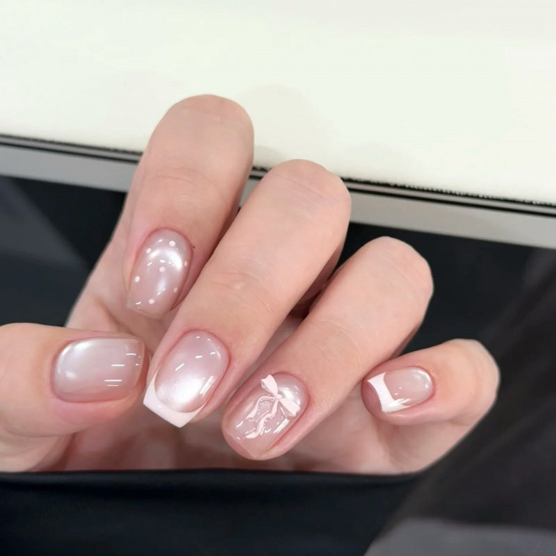 粉雾法式猫眼立体蝴蝶结波点美甲