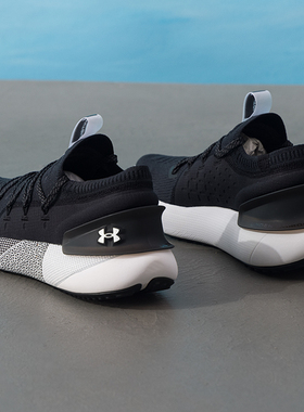 安德玛男鞋冬季新款运动鞋HOVR Phantom 3轻便舒适缓震回弹休闲鞋