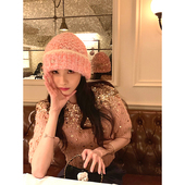 Boamarket 粉色重磅纯手工缝制亮片针织毛衣女 Limited High Line