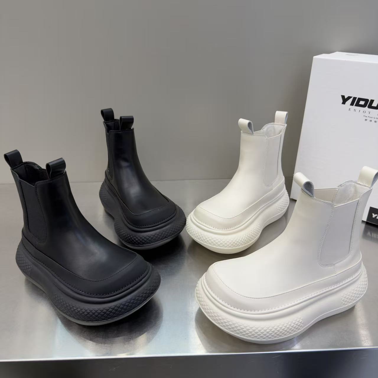 欧货2025新款超轻厚底松糕鞋