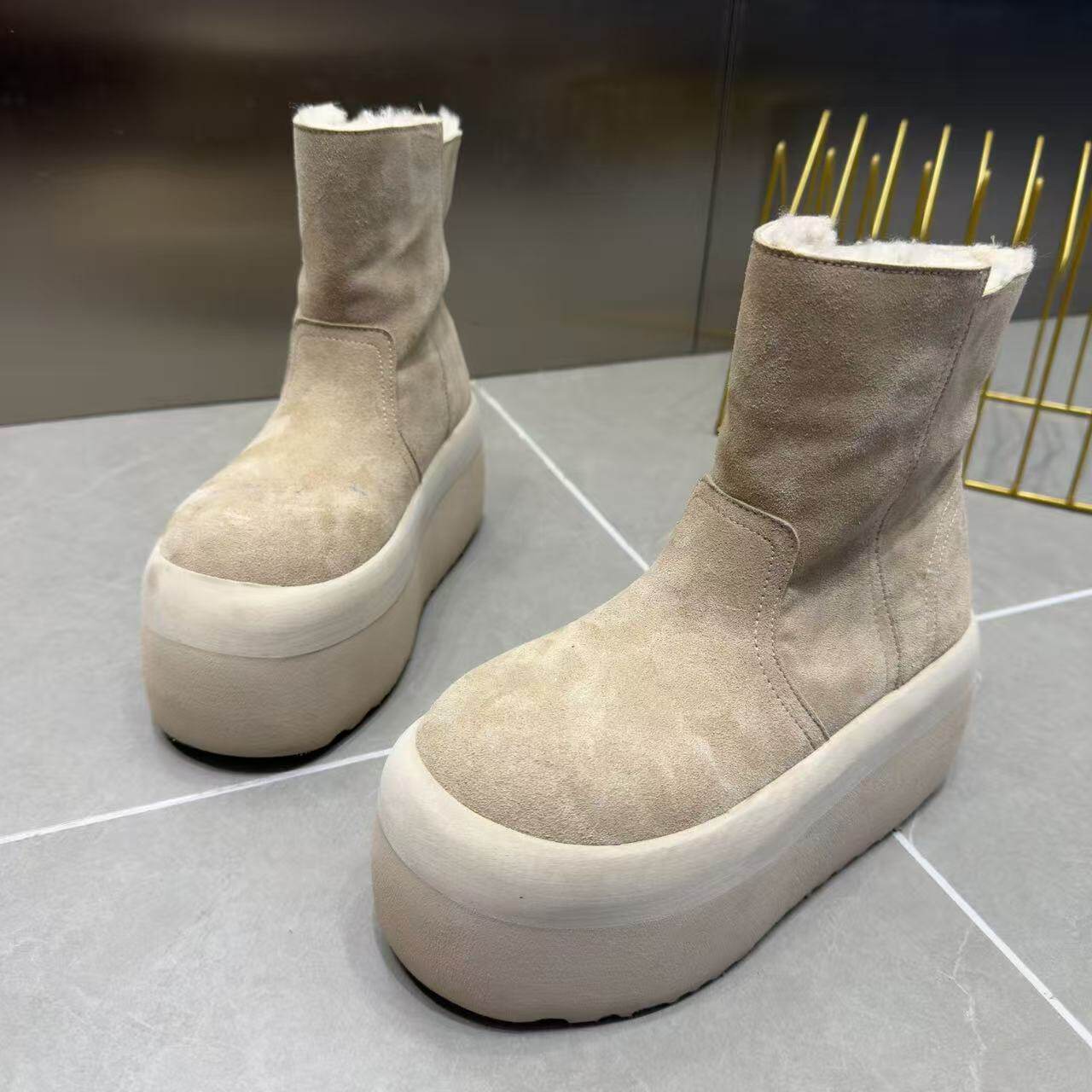 复古纯色松糕增高加绒雪地靴女