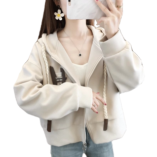 小众设计感短款卫衣女春秋季2026新款宽松韩版薄款小个子连帽外套