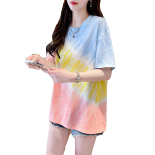 大码女装短袖t恤女夏季2025新款韩版宽松小个子彩虹条纹百搭上衣