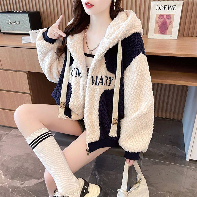 羊羔毛保暖外套女秋冬季加绒加厚