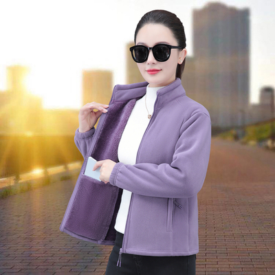 啄木鸟奥粒绒外套女士秋冬短款2025新款小个子妈妈摇粒绒加绒加厚