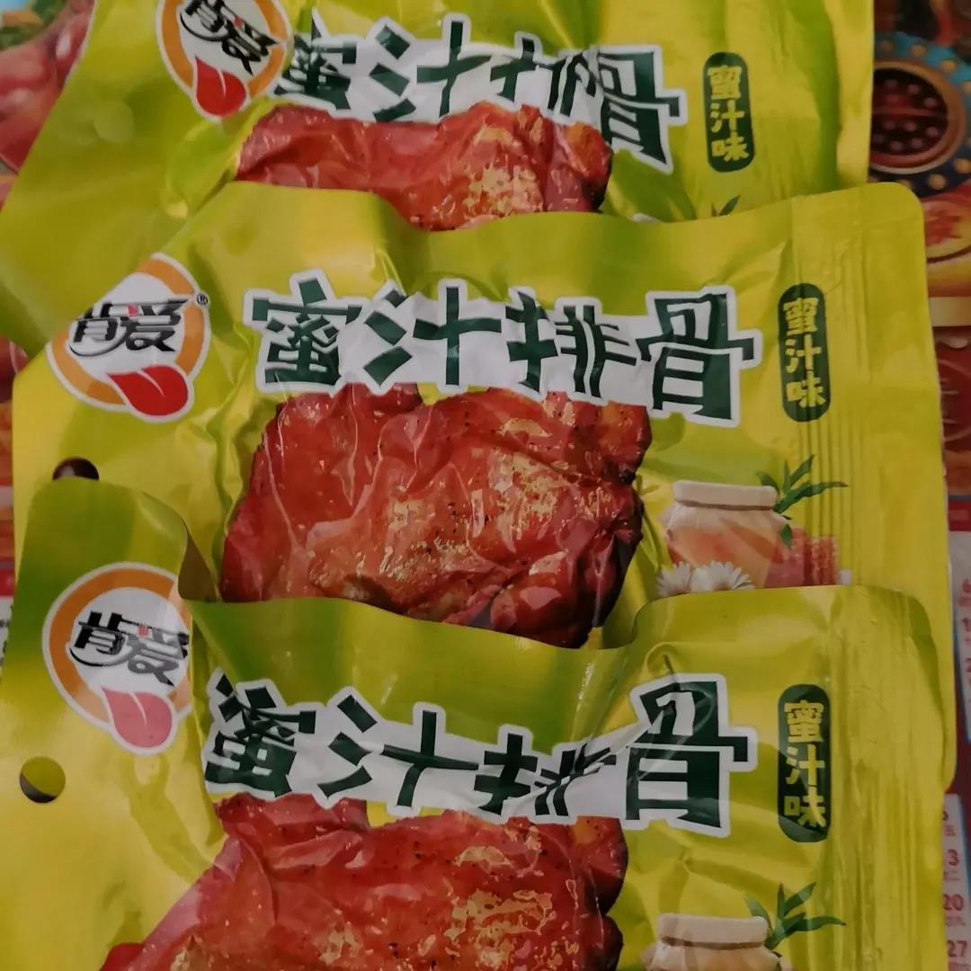 肯爱蜜汁排骨50克卤味鸡肉乡巴佬风味鸡排休闲整箱即食小包装