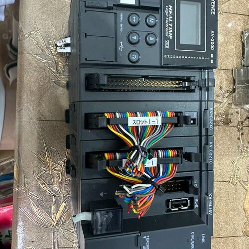 议价KEYENCE KV-3000 KV-C32XC KV-C3可维修