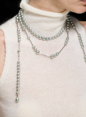 1JINN M2M 多层银珍珠不对称设计人鱼项链女百搭轻奢小众毛衣链