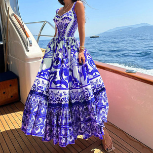 Retro cinching printed waist dress halter 印花吊带收腰连衣裙