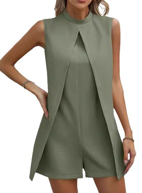 纯色假两件连体短裤Solid-color fake two-piece jumpsuit shorts