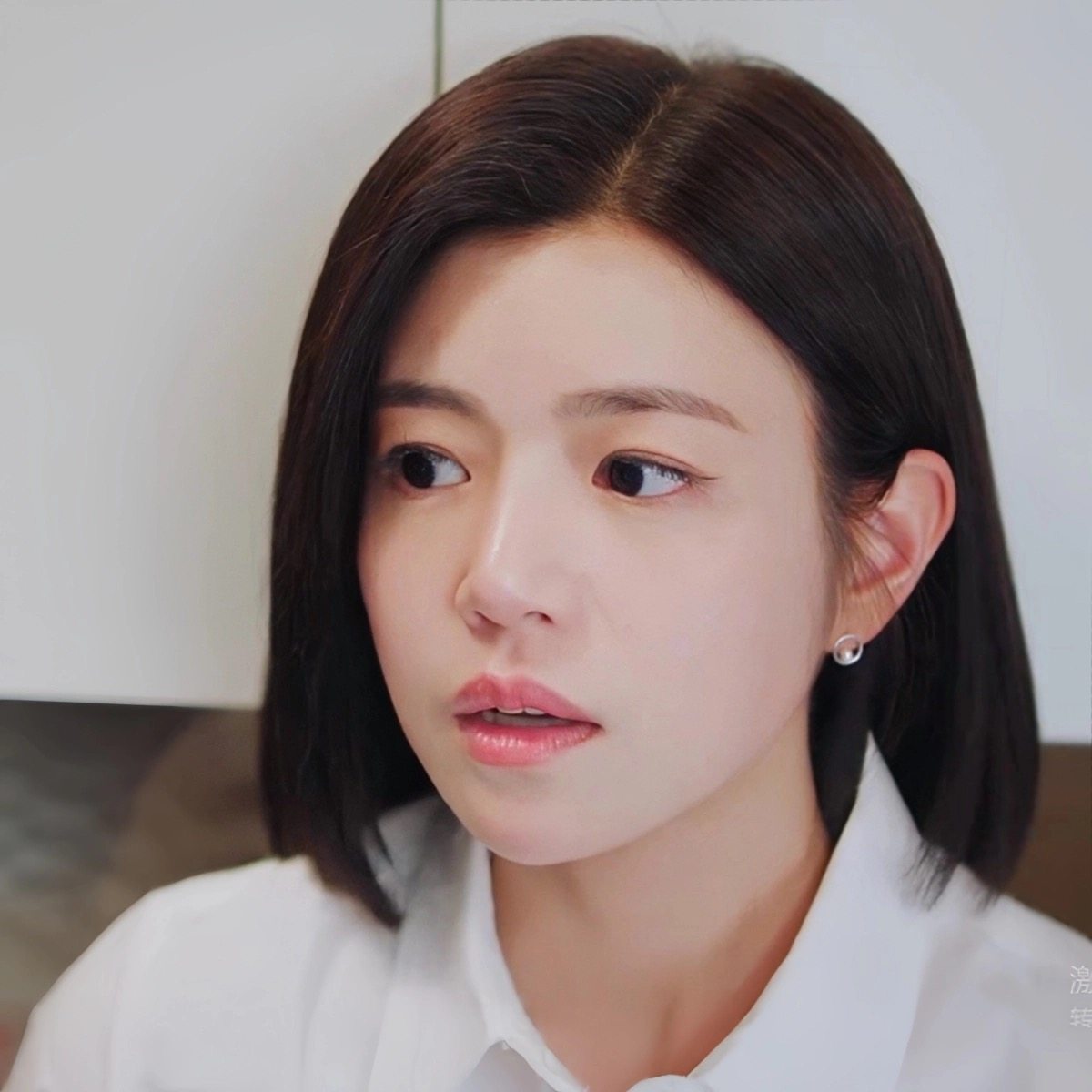 狙击蝴蝶陈妍希岑矜同款银色珍珠耳环法式轻奢风气质耳钉耳饰通勤