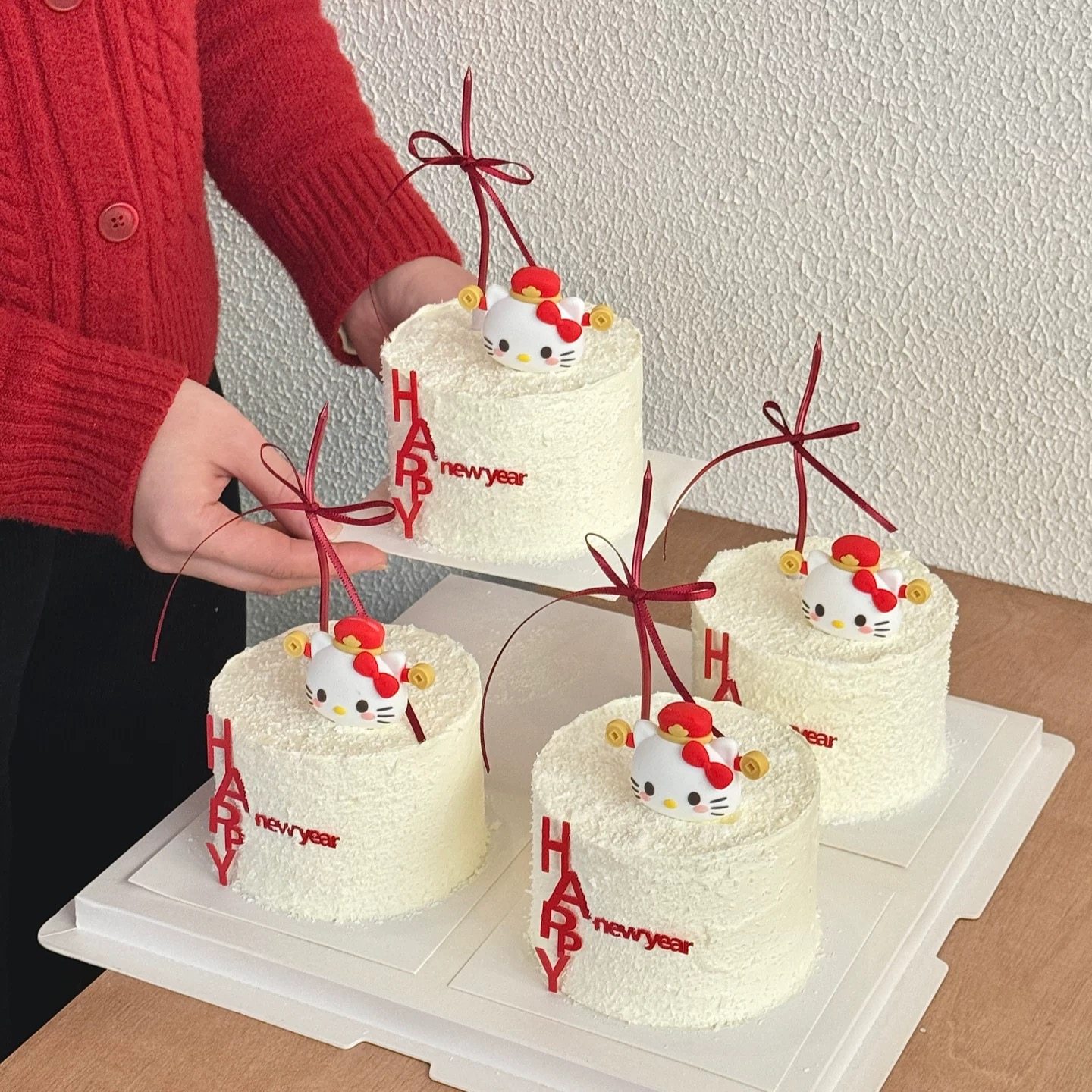 新年蛋糕装饰插件亚克力蛋糕装饰摆件红色曲线蜡烛除夕装扮插件,节庆用品/礼品,蛋糕/烘焙装饰用品,淘宝优惠券,粉丝福利购,淘宝优惠卷
