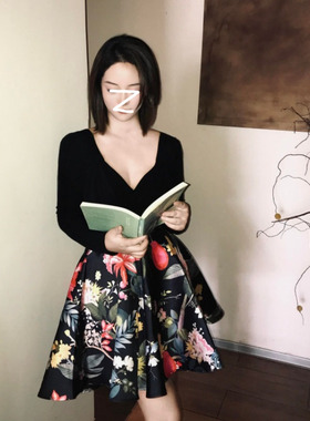 复古大码MM轻奢轻熟名媛千金风裙套装新款黑色V领上衣印花半身裙