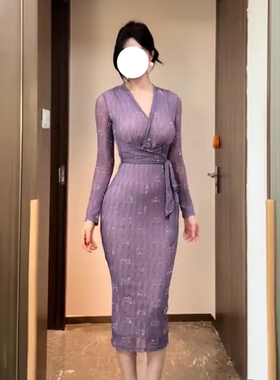 性感大码气质绑带V领长袖连衣裙女秋季今年新款微胖穿搭显瘦长裙