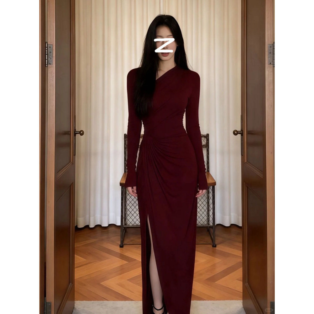 御姐辣妹秋冬新款斜肩长袖连衣裙女装高级设计感修身显瘦开叉长裙,女装/女士精品,连衣裙,淘宝优惠券,粉丝福利购,淘宝优惠卷