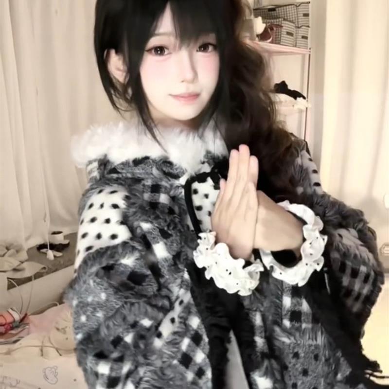 灰色流苏连帽斗篷短外套女秋冬季加厚小个子高级感无袖披肩大衣潮