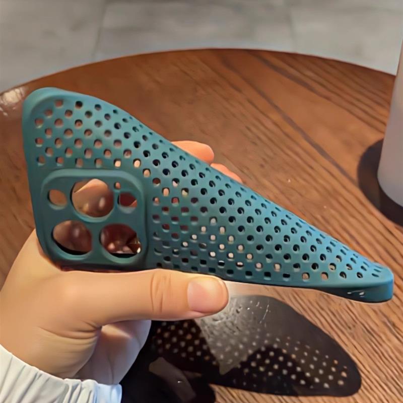 透气散热高级苹果15手机壳简约超薄适用iphone13promax撞色软壳12防摔11全包磨砂XR保护壳XS硅胶mini镂空网格