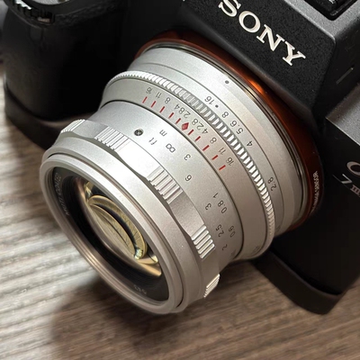 契卡镜头35mmF1.4全画幅微单相机