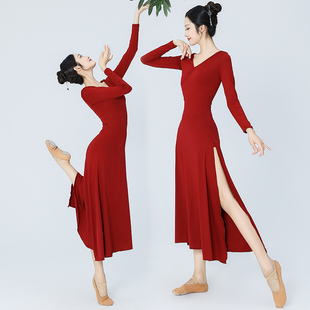 现代芭蕾舞蹈裙演出服开叉长裙复古典舞红色练功服V领显瘦连衣裙