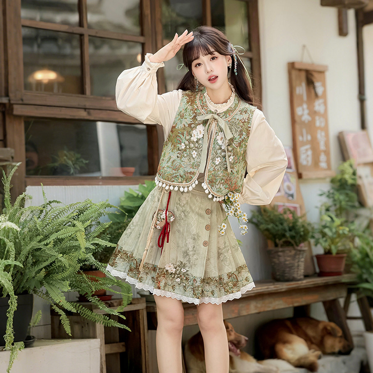 倚梦阁原创秋络蔓语汉服女国风汉元素新中式马甲上衣半裙套装9680,女装/女士精品,汉服套装,淘宝优惠券,粉丝福利购,淘宝优惠卷