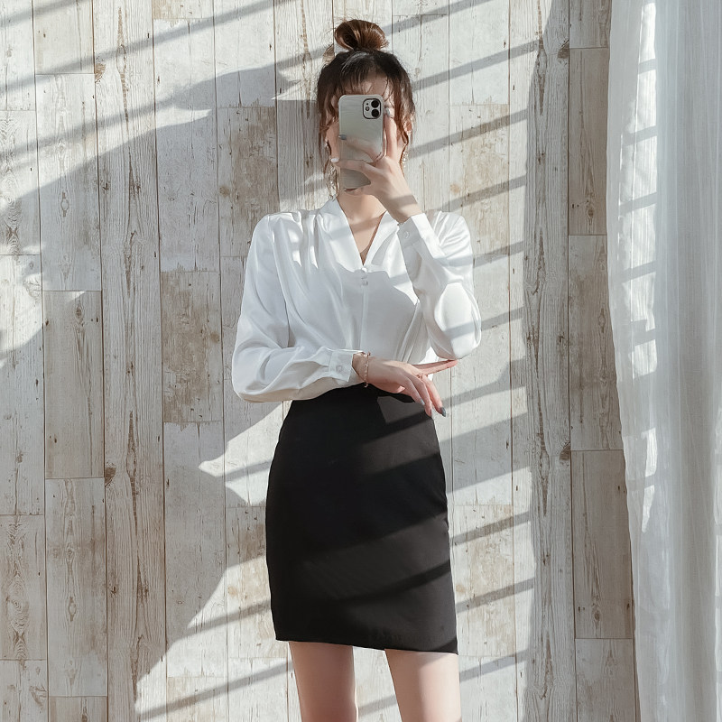 2022年新款售楼部工作服女高端秋季v领长袖衬衣女士雪纺白色衬衫
