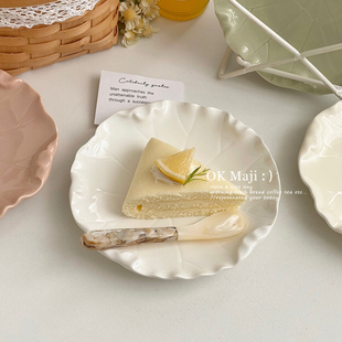 高级感点心蛋糕碟陶瓷碟子白色精致水果甜品盘漂亮餐具6寸小盘子