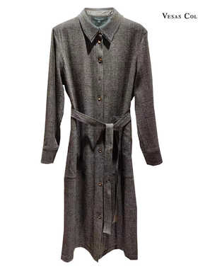 Vesas Collection D1285 简约设计羊毛混纺衬衫款连衣裙