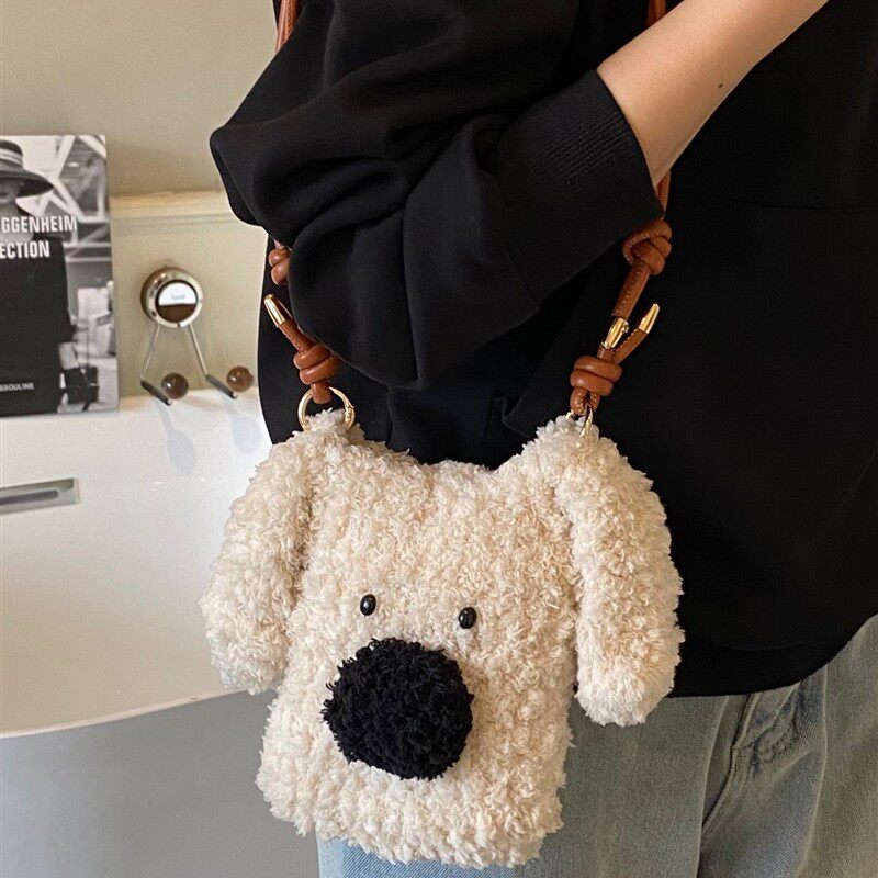 可爱毛绒小狗单肩斜挎包2025秋冬新款毛线编织包手机包卡通零钱包