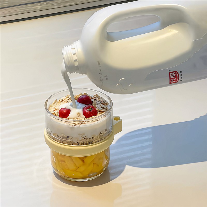 上班族便携带盖勺隔夜燕麦杯