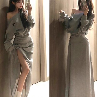 韩系松弛感休闲运动套装女秋季灰色收腰斜肩长袖卫衣半身裙两件套