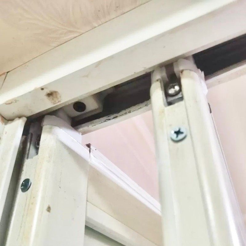 隔断卫生间铝合金轨道五金塑料推拉门老款配件滑轮子上吊轮折叠.