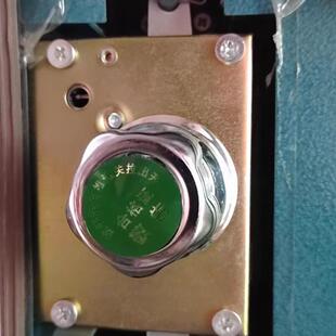 航鹰步阳碰锁大中小号铁门锁特价 自动锁销售旋钮锁十字锁老式