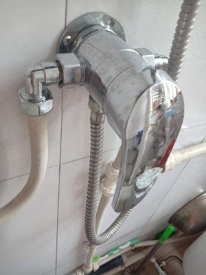 太阳能混水阀电热水器明装淋浴花洒阀冷热调温水龙头带上水阀开关