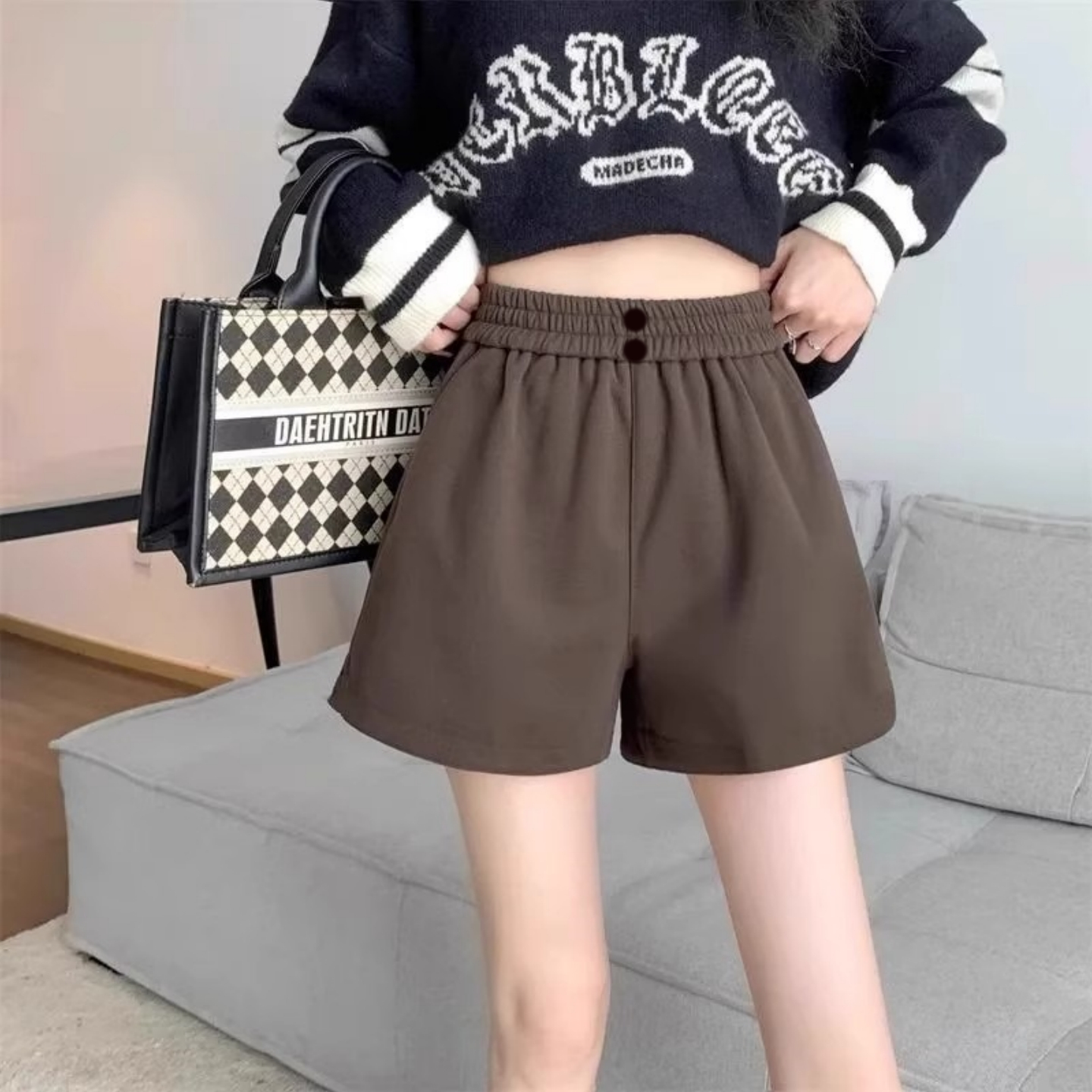 春秋新款毛呢休闲短裤女大码靴裤