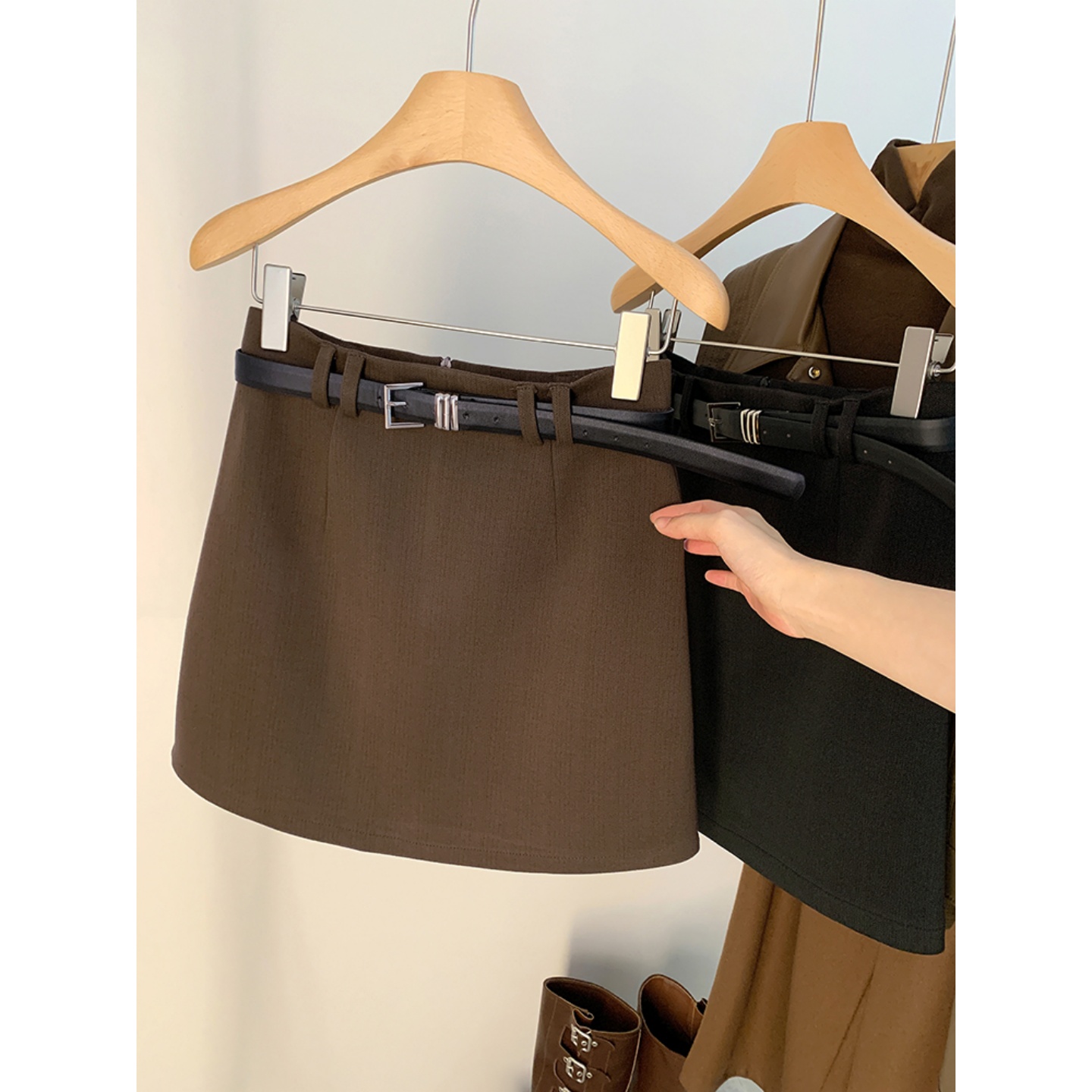 高腰毛呢短裙女秋季2025年新款